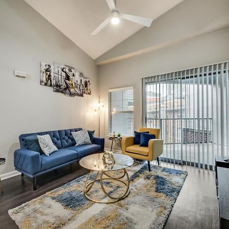 Loft Style 2Br Apt I Dallas City Center I Pool I Gym I Workspace I Pets Apartment Bagian luar foto