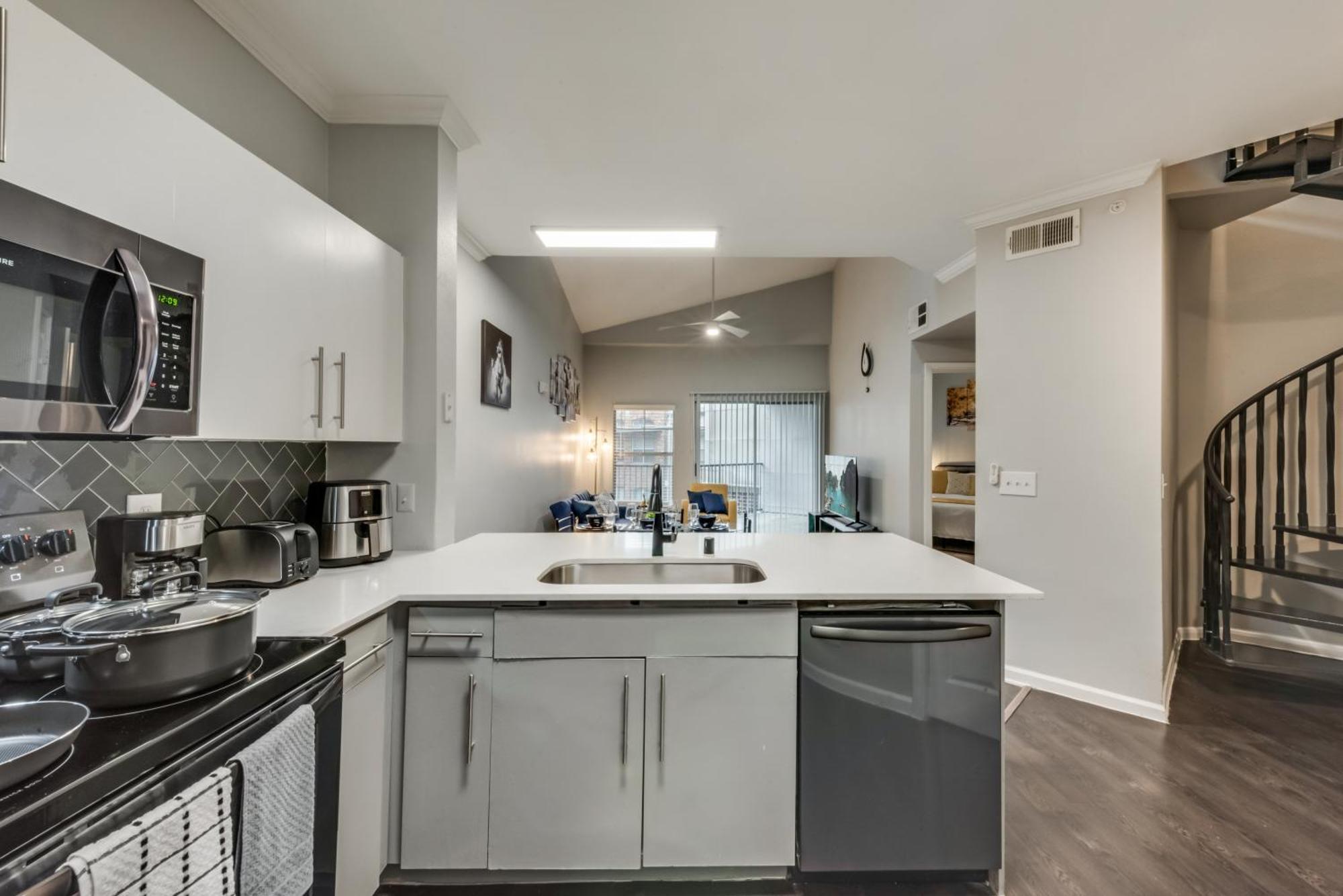 Loft Style 2Br Apt I Dallas City Center I Pool I Gym I Workspace I Pets Apartment Bagian luar foto