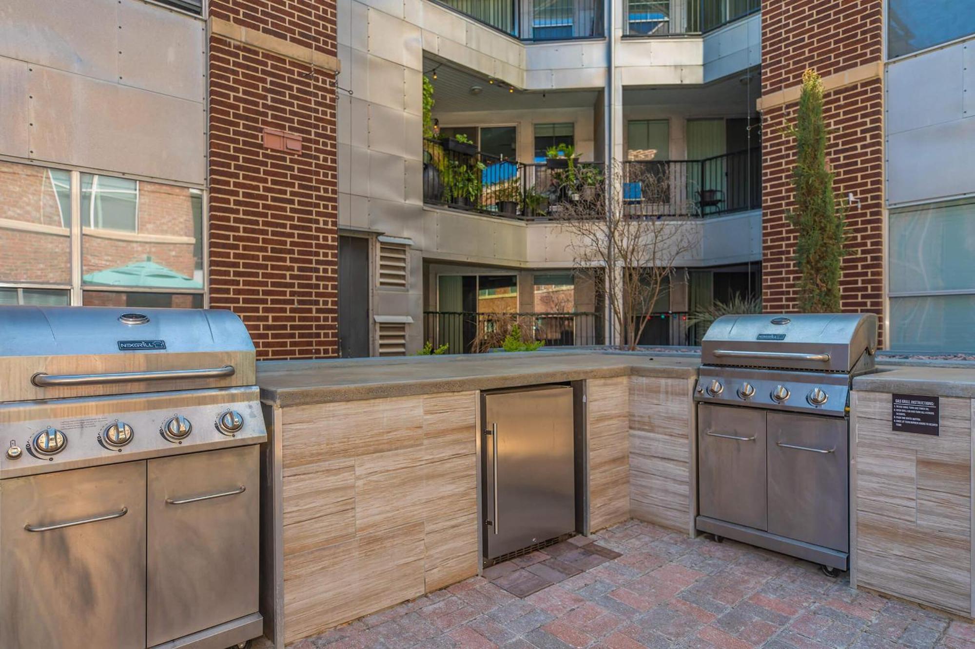 Loft Style 2Br Apt I Dallas City Center I Pool I Gym I Workspace I Pets Apartment Bagian luar foto