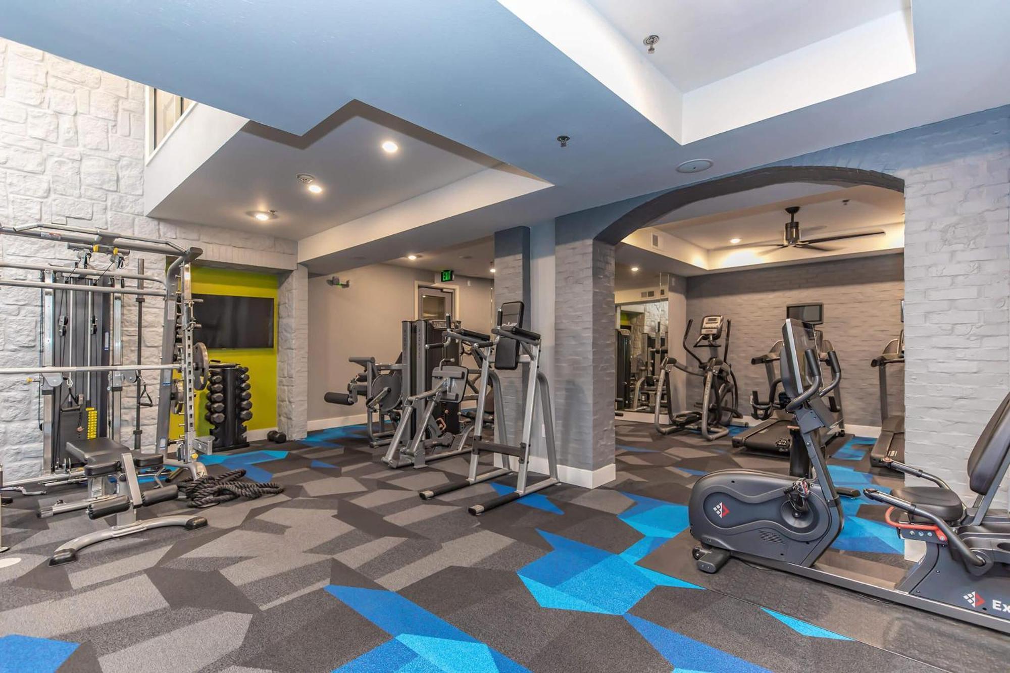 Loft Style 2Br Apt I Dallas City Center I Pool I Gym I Workspace I Pets Apartment Bagian luar foto