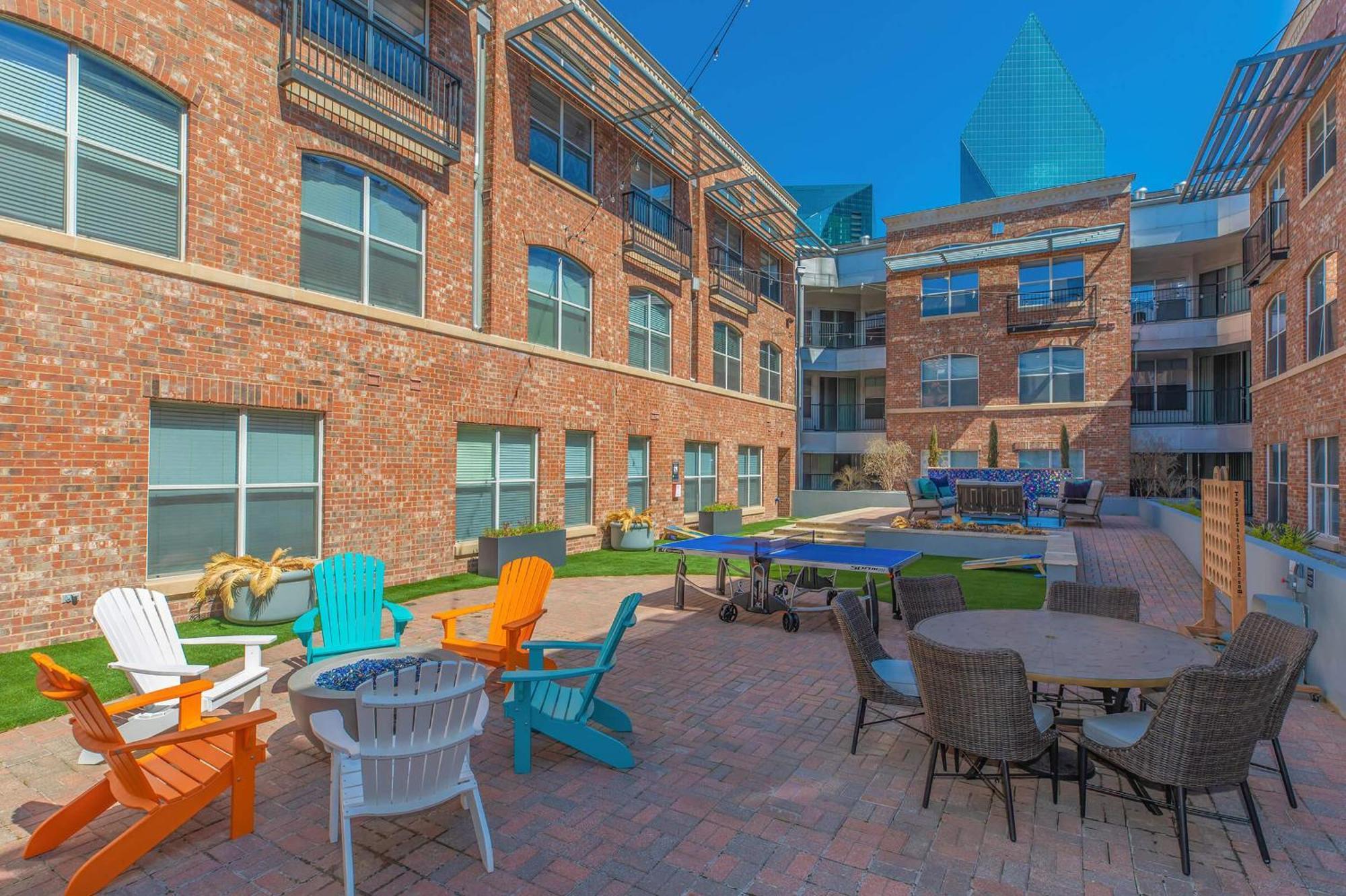 Loft Style 2Br Apt I Dallas City Center I Pool I Gym I Workspace I Pets Apartment Bagian luar foto